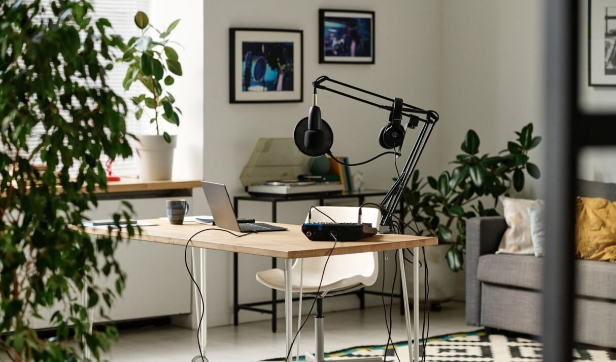 Creating a productive environment: tips for optimizing your home office setup